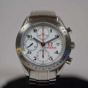 Omega Speedmaster Date 323.10.40.40.04.001