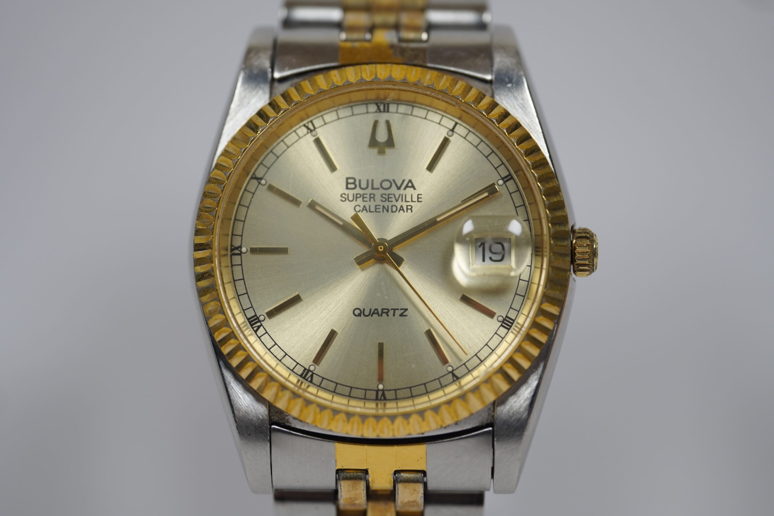 Bulova super seville calendar best sale