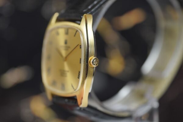 Universal Genève Gilt Shadow  566105 – Image 2