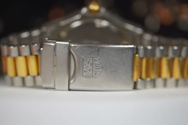 TAG Heuer 3000 Series 934.213 – Image 12