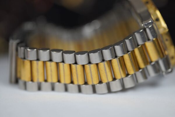TAG Heuer 3000 Series 934.213 – Image 13