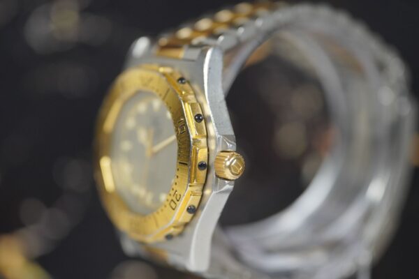 TAG Heuer 3000 Series 934.213 – Image 3