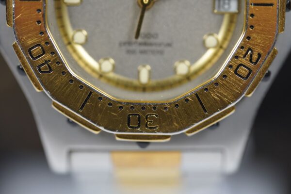 TAG Heuer 3000 Series 934.213 – Image 9