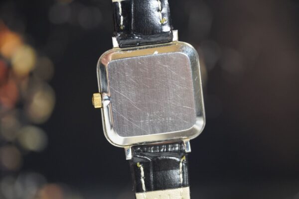Universal Genève Quartz 643717 – Image 13