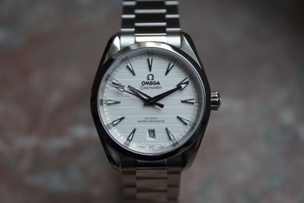 Omega Aqua Terra 220.10.38.20.02.001