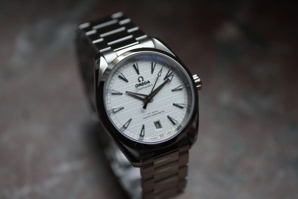 Omega Aqua Terra 220.10.38.20.02.001 – Image 2
