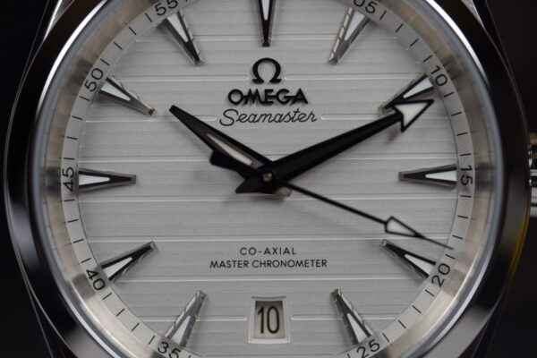 Omega Aqua Terra 220.10.38.20.02.001 – Image 7