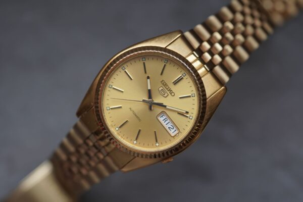 Seiko 5 SNXJ94 – Image 6