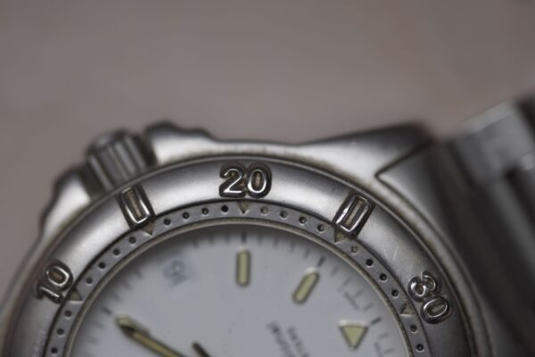 TAG Heuer Professionnal 2000 Series WF1112-0 – Image 14