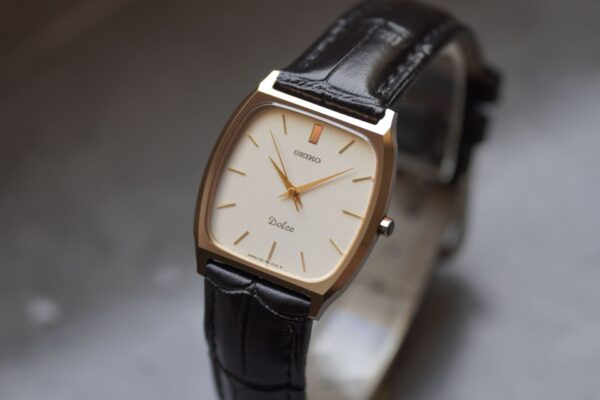 Seiko Dolce "Tonneau" 7741-5100 – Image 2