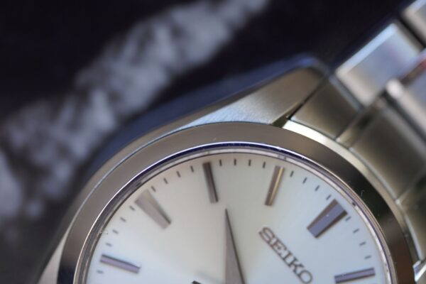 Grand Seiko Quartz SBGT035 – Image 11