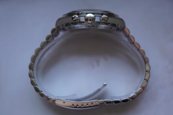 Omega Speedmaster Apollo XI 3592.50 – Image 2