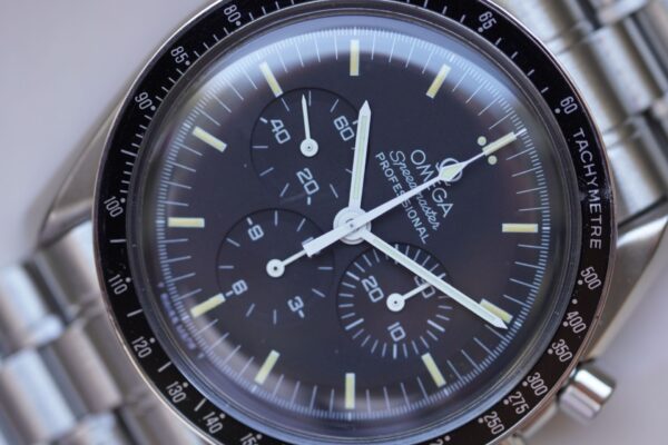 Omega Speedmaster Apollo XI 3592.50 – Image 8