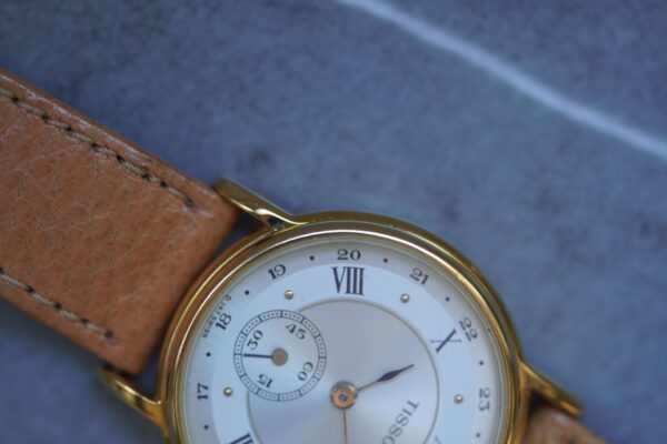 Tissot Quartz D147 – Image 15