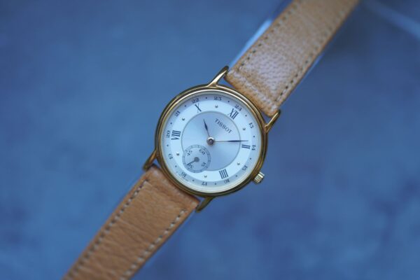 Tissot Quartz D147 – Image 6