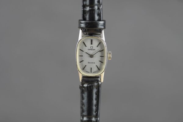 Omega Genève 511.454 – Image 2