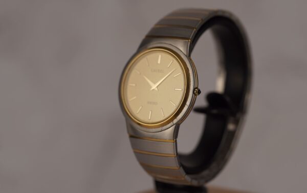 Seiko Laurel 2F50-0440 – Image 2