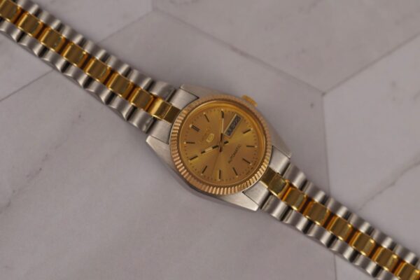 Seiko 5 4206-0510 – Image 11