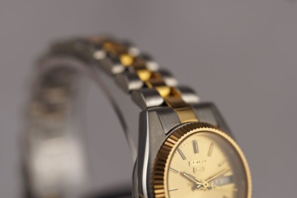 Seiko 5 4206-0510 – Image 9