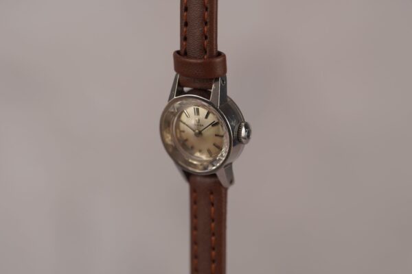 Omega "Saphette" 511.088 – Image 3