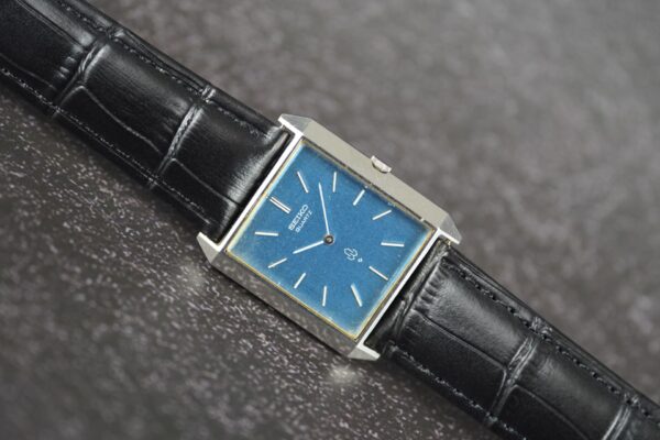 Seiko Quartz "Tank" 4130-5001