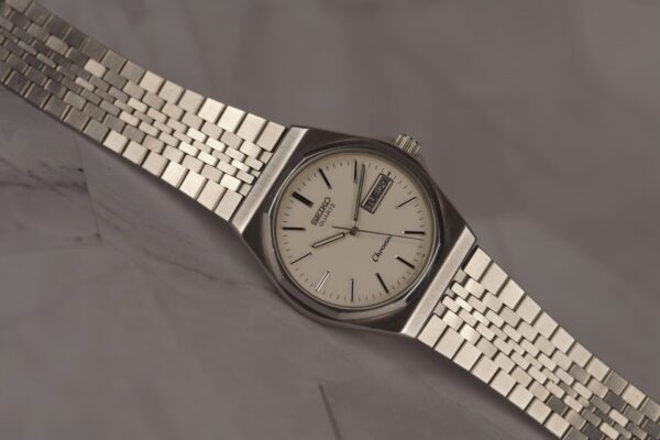 Seiko Quartz Chronos 7433-7040 A4