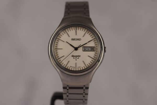Seiko Quartz VFA 3823-7000