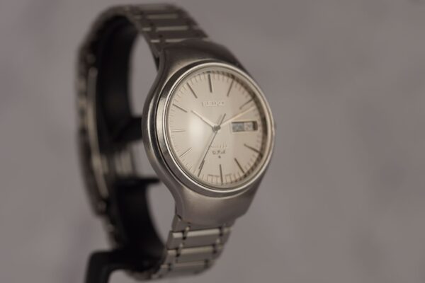 Seiko Quartz VFA 3823-7000 – Image 4