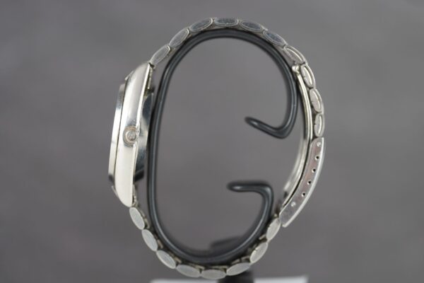 Seiko King Quartz 4822-8110 – Image 3