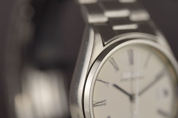 Seiko King Quartz 4822-8110 – Image 9
