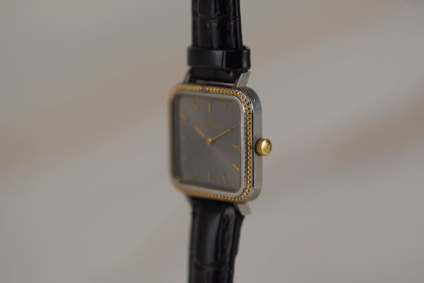 Universal Genève Quartz 643717 – Image 3