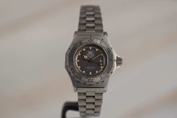 TAG Heuer Profesionnal 3000 932.215