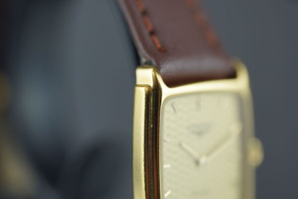 Longines Quartz "Tonneau" 153 7151 – Image 11