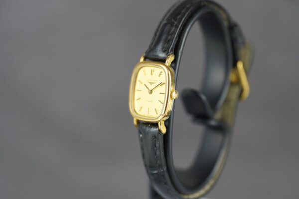 Longines Quartz "Tonneau" 961 6486 – Image 2