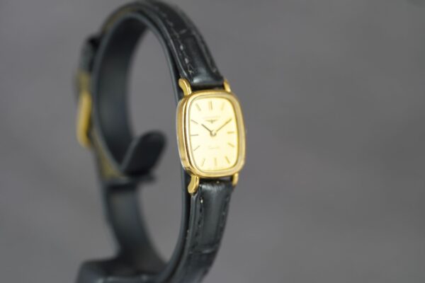 Longines Quartz "Tonneau" 961 6486 – Image 4