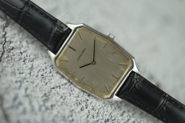 Longines Vintage "Tonneau" 4065-1 847 – Image 11