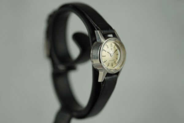 Omega Ladymatic "Saphette" 551.004 – Image 4