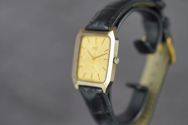 Seiko Quartz "Tank" 5931-5260 R – Image 2