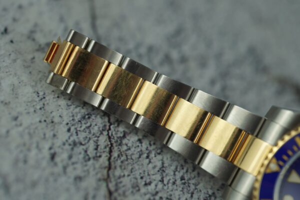 Rolex Submariner Date 116613LB – Image 12