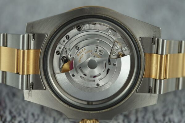 Rolex Submariner Date 116613LB – Image 16