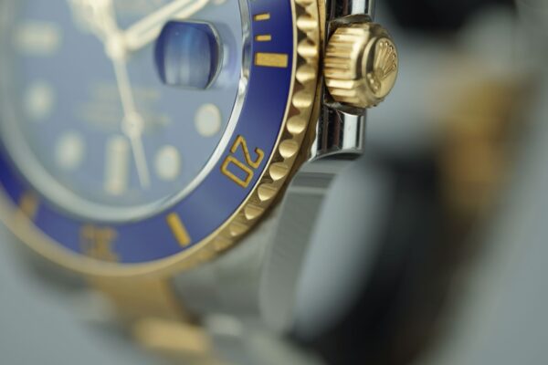 Rolex Submariner Date 116613LB – Image 9