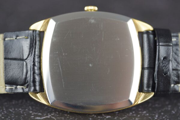 Universal Genève Gilt Shadow 566105 – Image 14