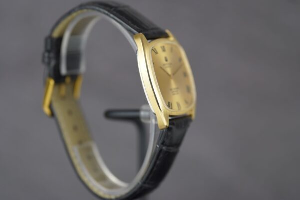 Universal Genève Gilt Shadow 566105 – Image 4