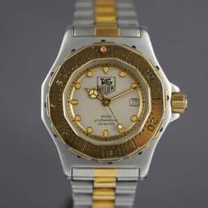 TAG Heuer 3000 Professionnal 934.215