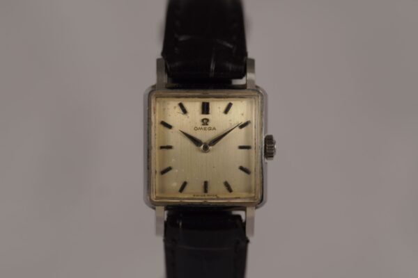 Omega "Carré" 3994.61