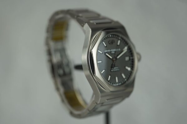 Girard Perregaux Lauréato 81010-11-634-11A – Image 6