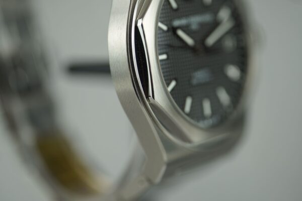 Girard Perregaux Lauréato 81010-11-634-11A – Image 12