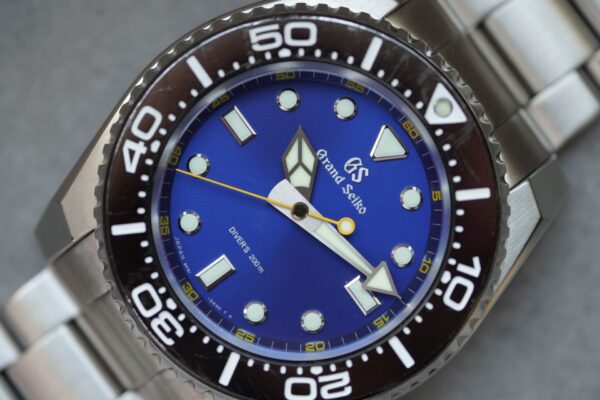 Grand Seiko Sport Collection SBGX337 – Image 9