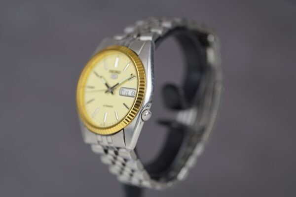 Seiko 5 7S26-3110 – Image 2