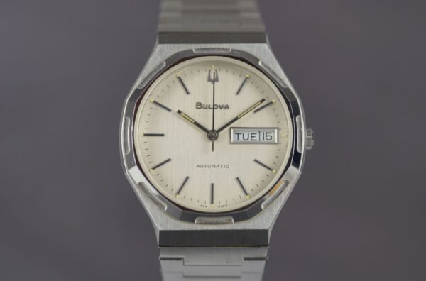 Bulova "Overseas" 12092